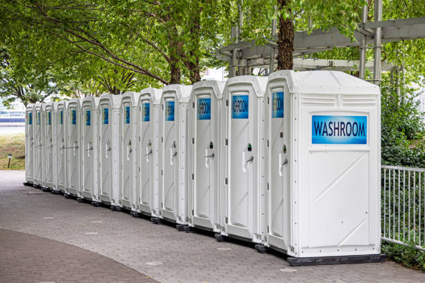 Best Luxury portable toilet rental  in Helena, OK